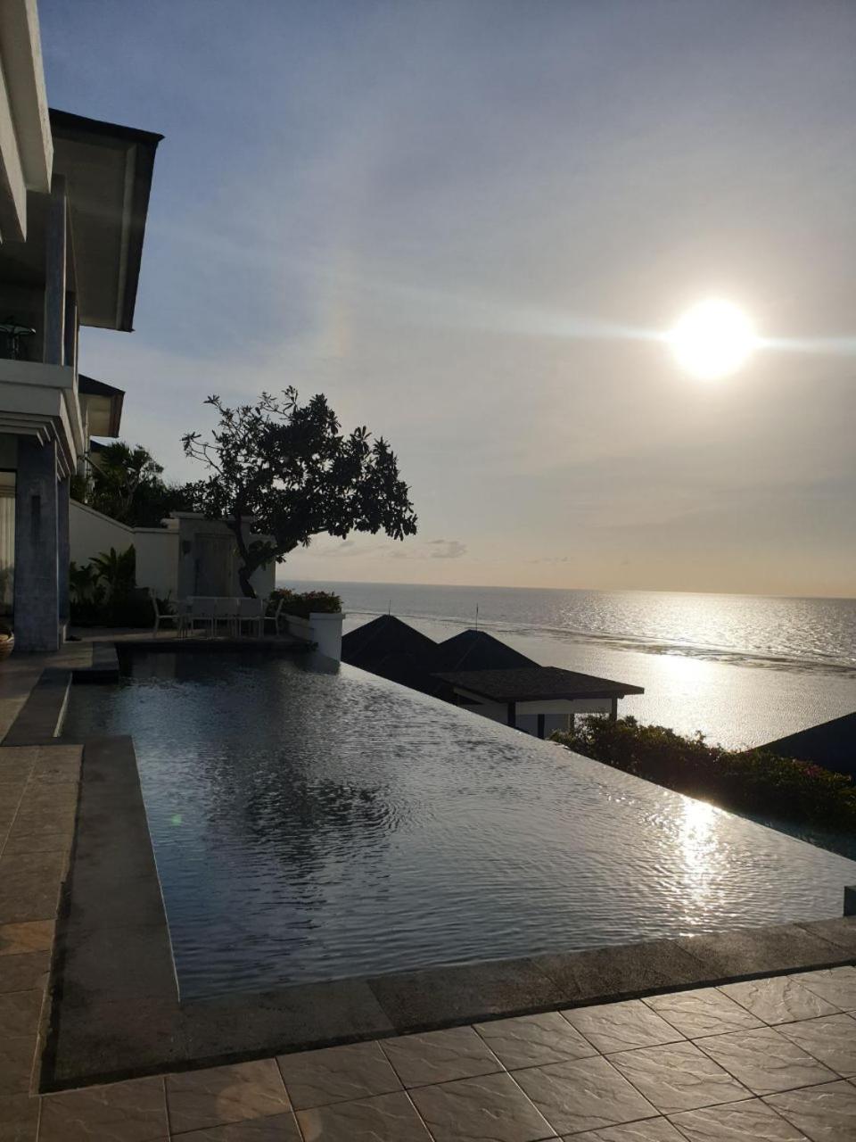 Nusa Dua Ocean View With Private Beach Bagian luar foto